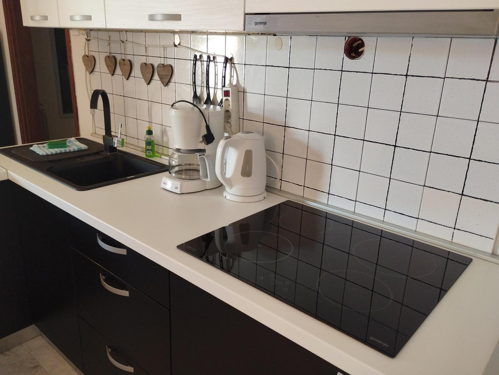 Apartment Jal Ровин Екстериор снимка